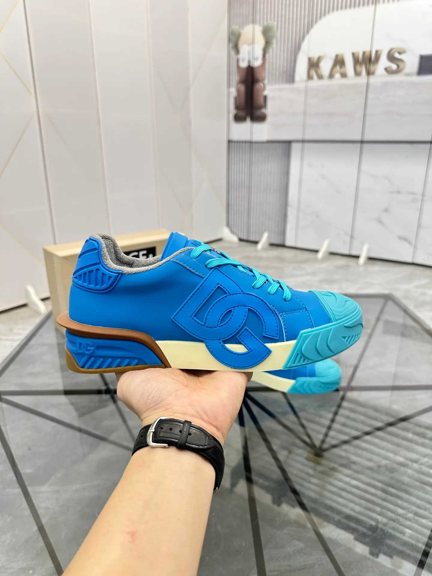 Men's shoes for sale 💰: 💰P500¥ Product trademark: DG* "Dolce & Gabbana*" low-cut casual shoes Regular size: 35-45 (can be customized to 46) Couple style Product material: imported silk leather upper, breathable lining, original outsole. Number: 803